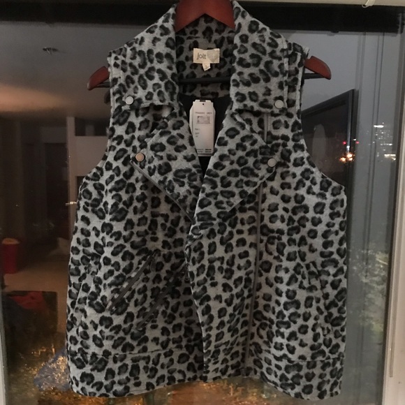 Jolt leopard print vest - Picture 2 of 4